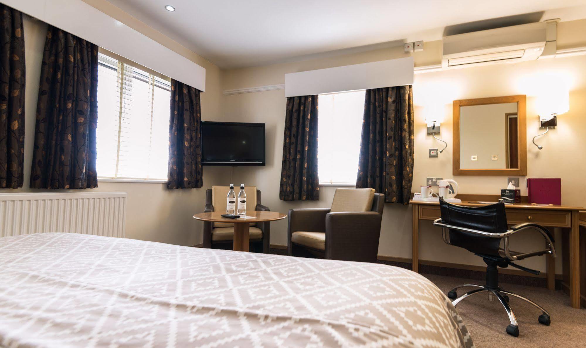 Fairlawns, Hotel And Spa Walsall Exteriör bild